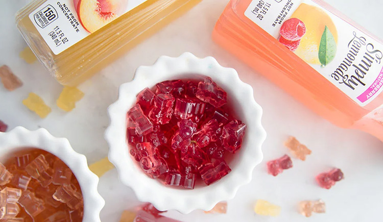 Keep your homemade gummies from sticking and pucker up with our